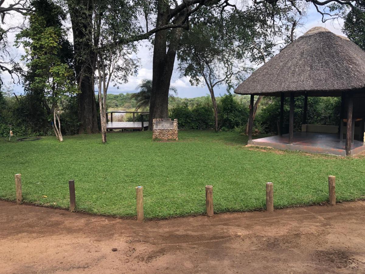 White Sands Lodge Divundu Luaran gambar