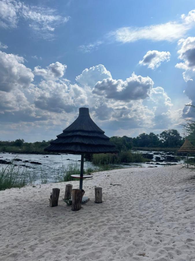 White Sands Lodge Divundu Luaran gambar